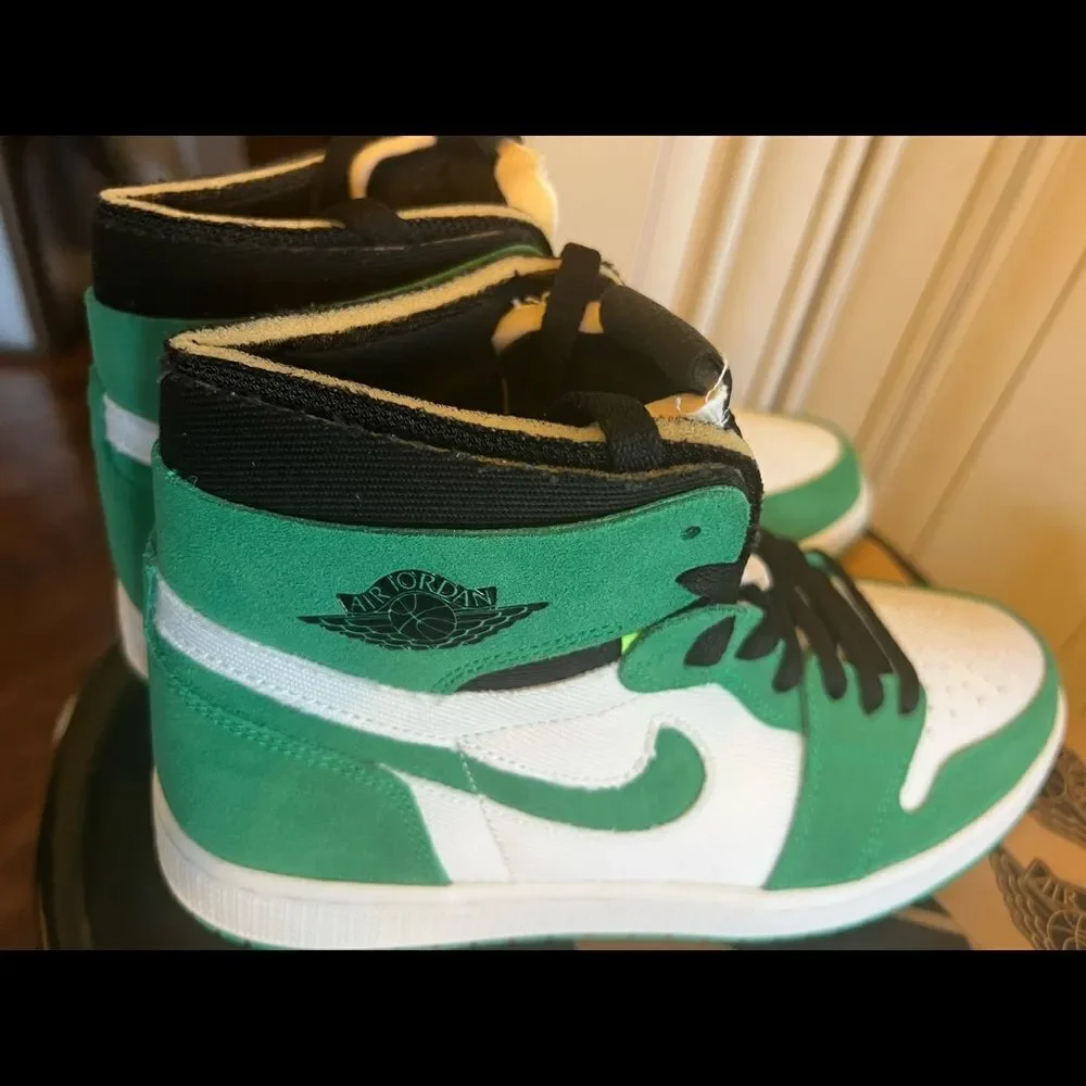 Nike MEN'S AIr Jordan 1 Zoom Air CMFT STADIUM GREEN SIZE 8.5 ct0978-300